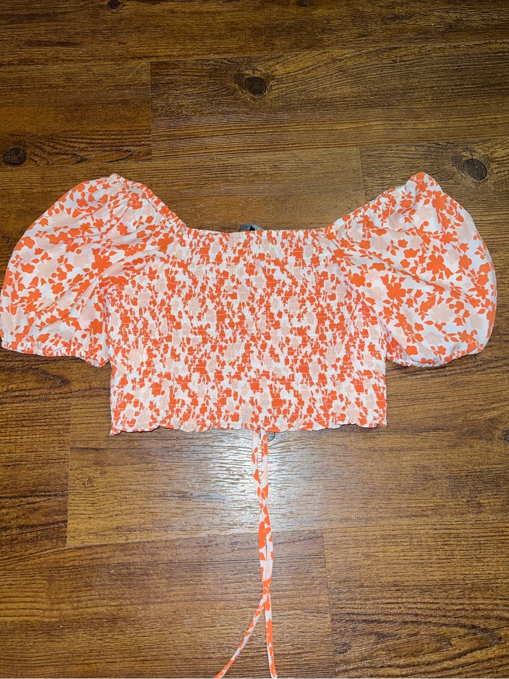 19 Cooper Floral Smocked Crop Top Puff Sleeve Tie Front Orange White Size XS - Picture 3 of 10